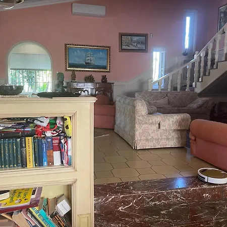 Oasi Di Blu A Неттуно